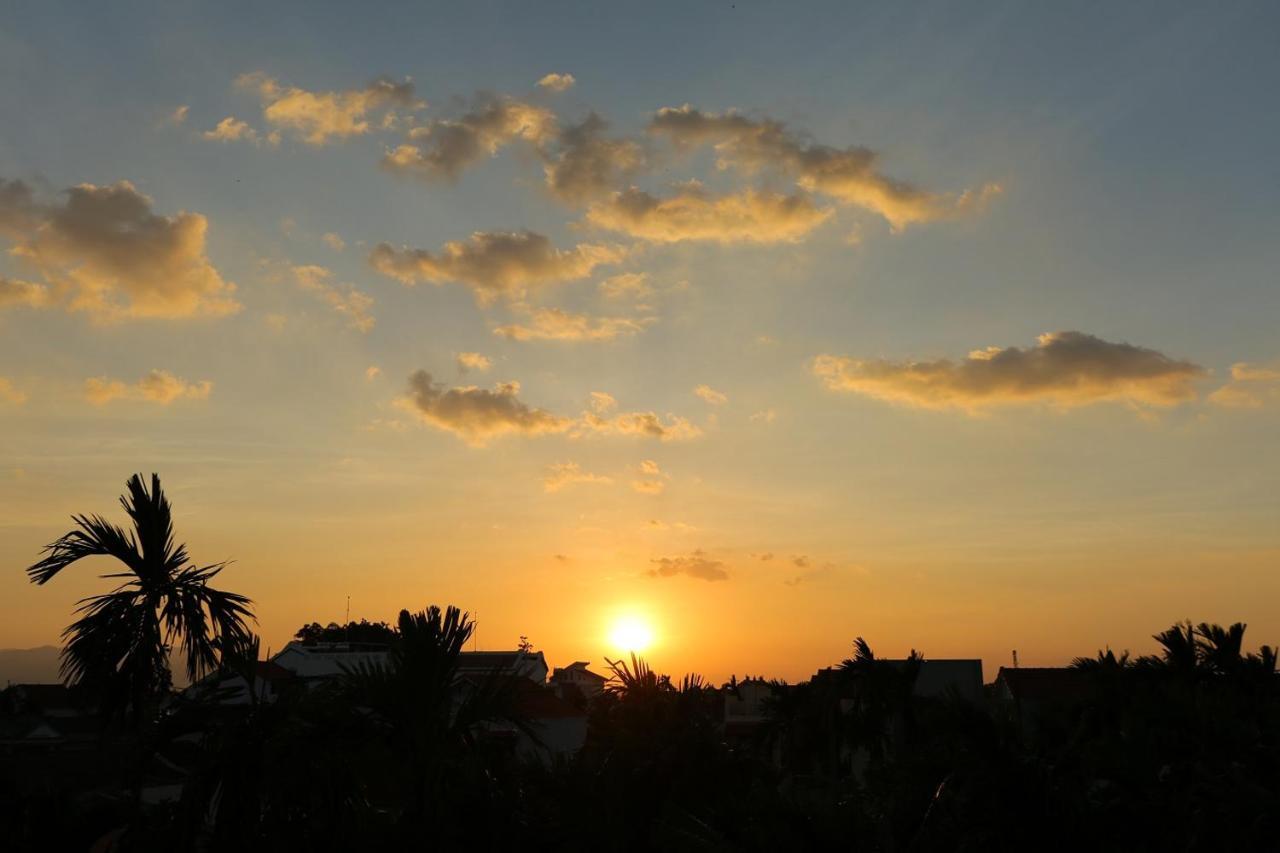 Sunny Riverside Homestay Hoi An Exterior photo